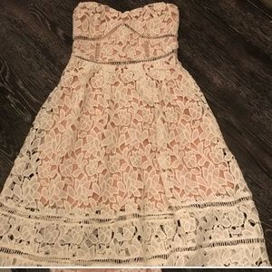 Lulus lace dress